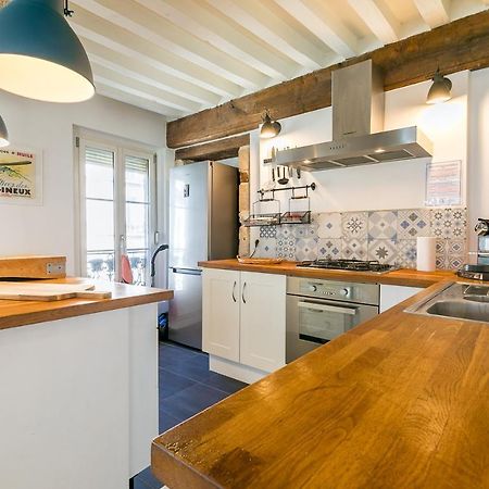 Appartement LE ROUSSEAU charme et authenticité- SRloc à Dijon Extérieur photo